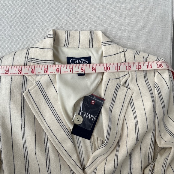 Chaps (NWT) (4) linen-blend, cream & navy, 2-button. - Picture 15 of 16